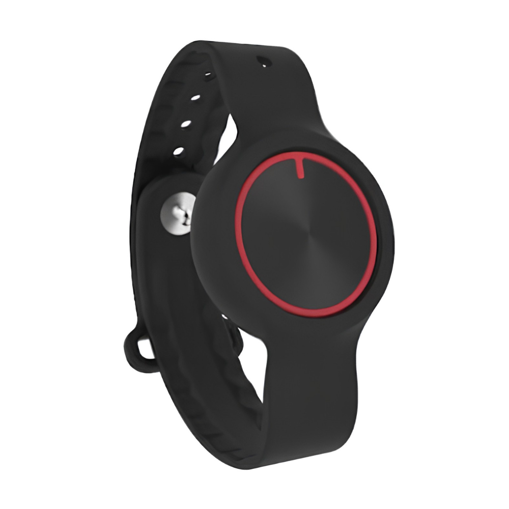 SCORE?-Band: schwarzes Silikonarmband mit rundem Modul und rotem Ring